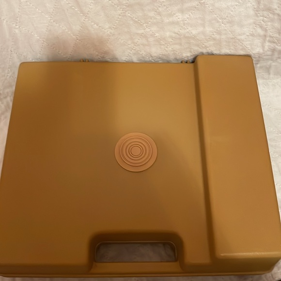 Vintage Fisher-Price Children’s Record Player - Picture 3 of 7